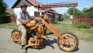 Motorka z dreva a kravských rohov? Áno, je to možné!