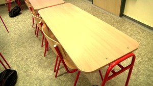 Rodičov a žiakov strednej školy pobúrila nočná, veľmi vulgárna správa, ktorú im vraj odoslal jeden z učiteľov