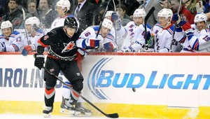 Sekera sa stal 22. Slovákom so 400 zápasmi v NHL