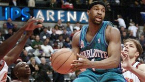 Návrat muža, ktorý dal v NBA kôš z najväčšej diaľky