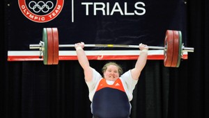 Najťažšia žena hier. Vzpieračka Holley váži 157 kíl