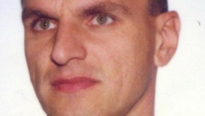 Karol Mella previezli na Slovensko, hneď ho šupli za mreže