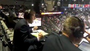 Český komentátor baví internet. Radosťou vypojil techniku