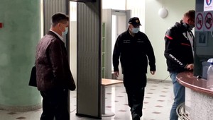 Akcia Búrka: NAKA predviedla advokáta spoločnosti Technopol Servis