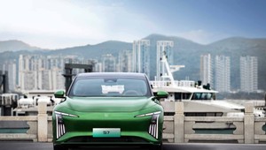 Ďalšia expanzia čínskych automobiliek na Slovensku. Forthing otvorí sieť samostatných showroomov