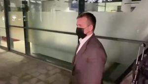 Polícia vysvetľuje, prečo Haščák nemal pri zásahu putá a prečo zasahovalo toľko policajtov