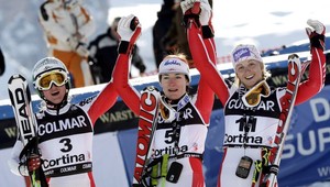 Zettelová po triumfe v Cortine na čele obrovského slalomu