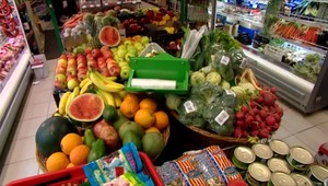 Osobitný odvod obchodných reťazcov poslanci definitívne zrušili