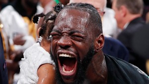 Joshua sa s Wilderom ani Furym nemusí stretnúť do roku 2022