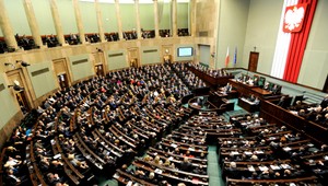 Nová poľská vláda zložila prísahu, pri moci bude len rok