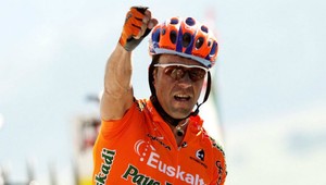 Bývalého šampióna Vuelty uväznili za krádež mobilu