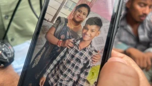 Pred tragédiou priniesol matke obed a išiel si zdriemnuť. Akash (†15) zaživa uhorel v plameňoch