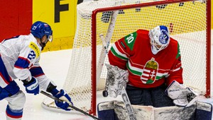 V druhom kvalifikačnom zápase na ZOH 26 Slovensko zdolalo Maďarsko 7:3