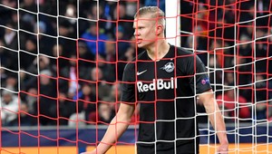 Nemci špekulujú. Prečo nepustia Haalanda v lete do Realu?