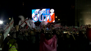 Veľká Británia opustila po 47 rokoch EÚ. Historický moment sprevádzali oslavy aj protesty