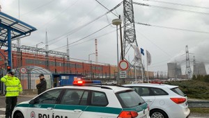 NAKA zasahovala v jadrovej elektrárni. Ide o akciu s názvom Atóm