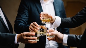 Chcete byť fit vo veku 106 rokov? Riešením môže byť whisky