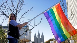 Mormonská cirkev povolila krst detí lesbičiek a homosexuálov