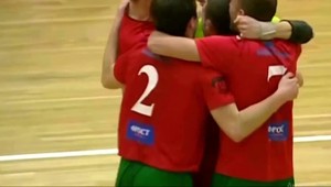 Milujete futsal?! Tak hor sa sem na gól brankára z ríše sci-fi!
