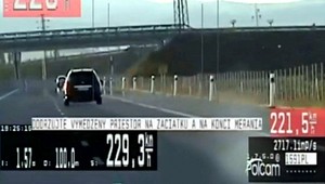 Cestný pirát išiel 230 km/h, zaplatil pokutu 800 eur a pokračoval v jazde