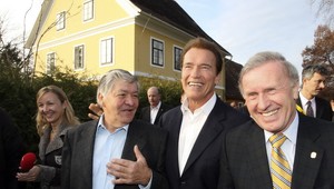 Arnold Schwarzenegger navštívil rodné Rakúsko