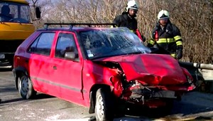 V Rajeckej doline vyhasol po čelnej zrážke život muža