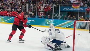 Kanada sa bavila hokejom, Francúzom strelila DESAŤ gólov