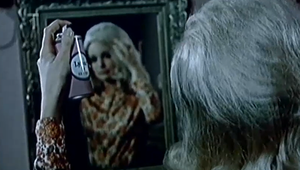 RETRO kozmetika: Ženy si oči líčili aj krémom na topánky