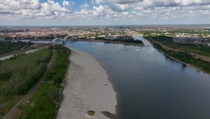 Zápasíme so silným suchom. Hydrológ narovinu o tom, s čím musia Slováci prestať