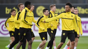 Výbuch pri autobuse Borussie Dortmund, jeden hráč zranený