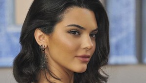 Fíha, to je ale poriadna zmena: Kendall Jenner ako blondínu nespoznáte!