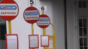 Stanica v Snine je bez toaliet, cestujúci na problém upozorňujú roky