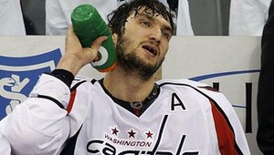 Ovečkinovi sa vyhrážal smrťou 17-ročný mladík