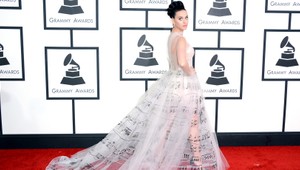 Sexica Katy Perry (29) rozdáva peniaze!