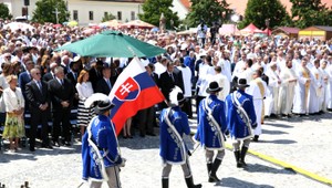 Prezidentka Čaputová sviatok Cyrila a Metoda oslávila ako pútnička, Danko je hrdý, že sa k tradícii hlásime aj v ústave