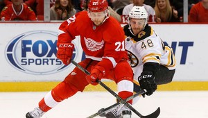 Tatar strelil siedmy gól v sezóne, Halák inkasoval raz