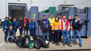 Dobrovoľníci z Tesca vyzbierali vyše dvoch ton odpadu