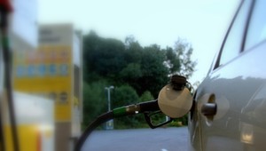 Šok na pumpe! Žene nastúpil do vozidla cudzí muž