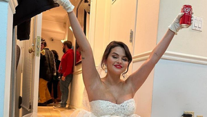 Krásna Selena konečne v svadobnom! Ako nevesta skutočne ohúrila!