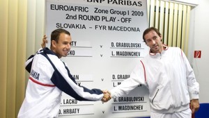 V stretnutí Slovensko - Macedónsko na úvod Hrbatý s Grabuloskim