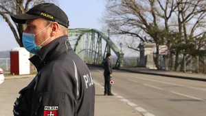 Oddnes platí sprísnený zákaz vychádzania: Na toto si dajte najväčší pozor