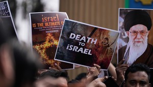 ONLINE: Prezident prisľúbil pokračovanie Chameneího cesty, nástupca môže byť zvolený už čoskoro