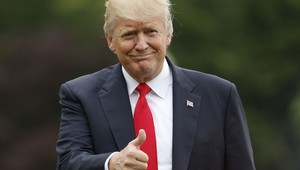 Trump opäť perlil. Proti mrazom chce použiť globálne otepľovanie