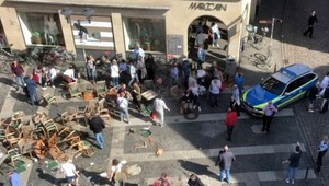 Viacero mŕtvych pri útoku vozidlom na chodcov