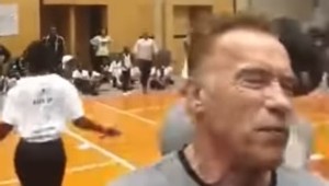 Slávneho Terminátora napadli! Incident nakrútili na video