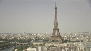 Kvôli horúčavám vo Francúzsku zatvárajú pamiatky, obmedzenia sa týkajú aj Eiffelovky