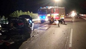 Hromadná nehoda áut na D1. Niekoľko osôb vrátane detí sa vážne zranilo