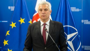 Fašisti a extrémisti vyháňajú Globsec, ale o motorkároch Hells Angels mlčia, kritizuje exminister Korčok