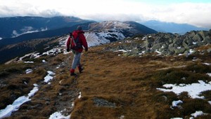 Šesť Čechov sa stratilo v Karpatoch, jeden sa zrútil do rokliny