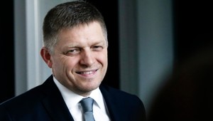 Rokovanie Smeru s Mostom-Híd. Robert Fico už poslal pozvánku Bugárovi